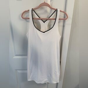 Sz Large - white athletic dress
